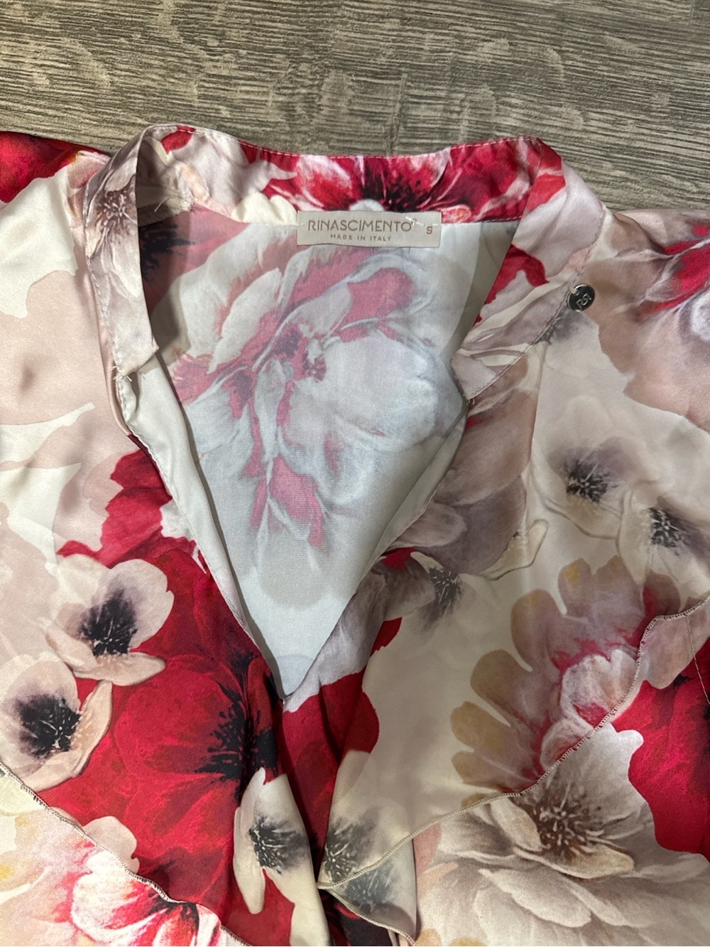 Rinascimento Red & Cream Floral Ruffle V-Neck Camisole - Picture 5 of 9